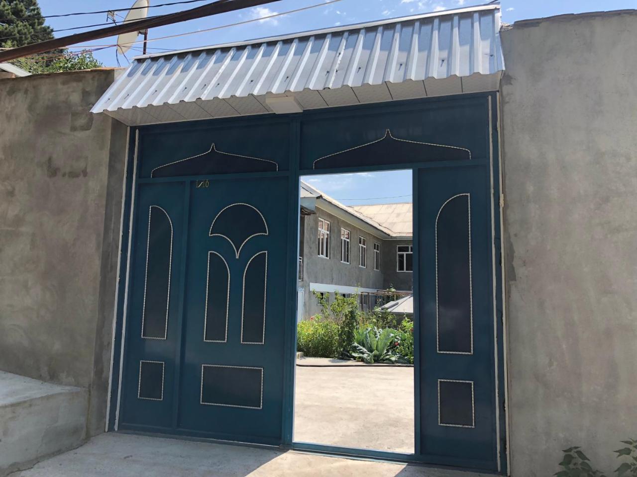 Bed and Breakfast Shaki Host House Şǝki Exterior foto