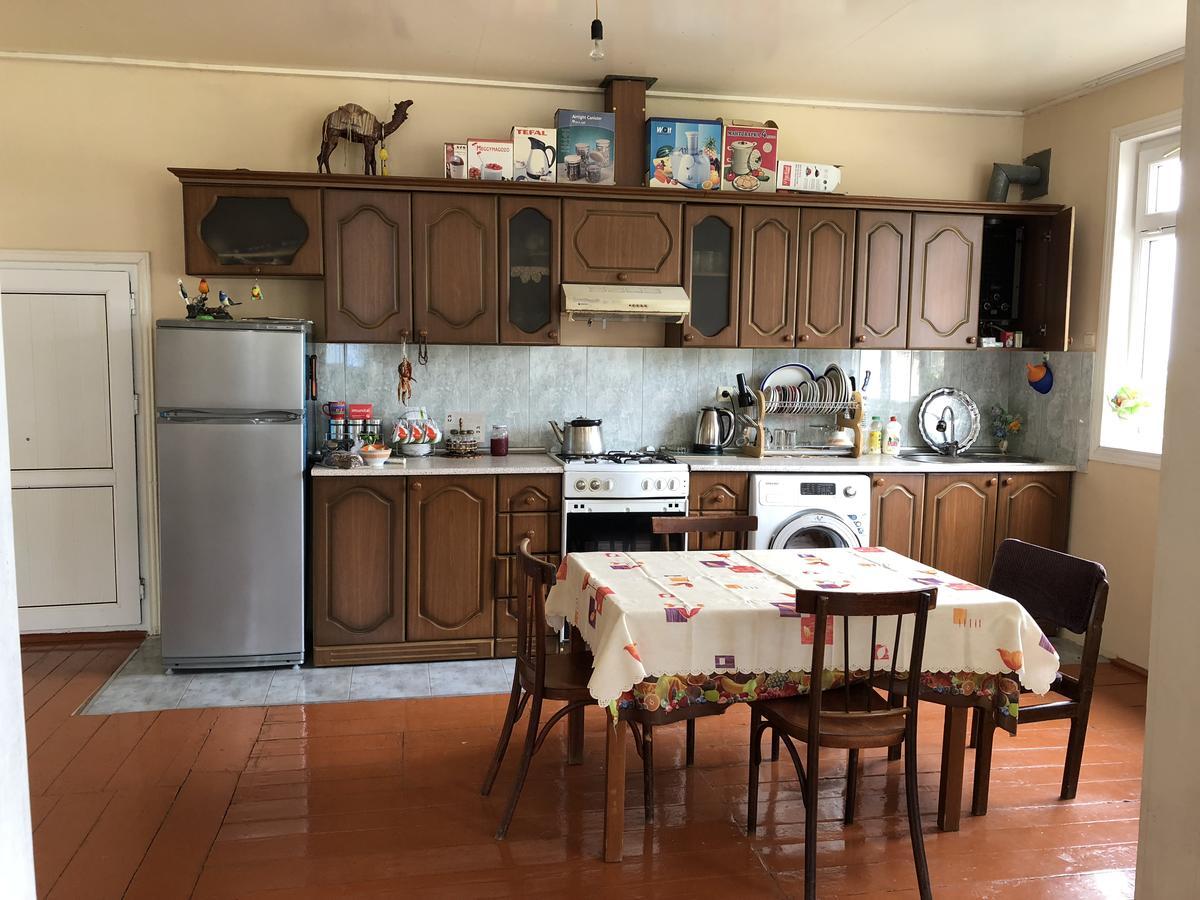 Bed and Breakfast Shaki Host House Şǝki Exterior foto